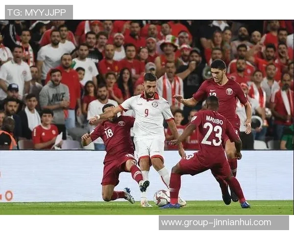 激烈对抗阿门与老六展开激烈搏斗双方互不相让引发冲突与争议 激烈对抗阿门与老六展开激烈搏斗双方互不相让引发冲突与争议