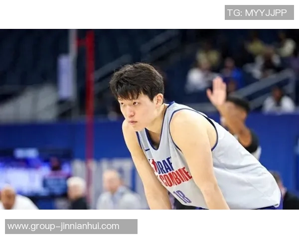 杨瀚森今日表现惊艳但偶显疲态与脱节引人关注