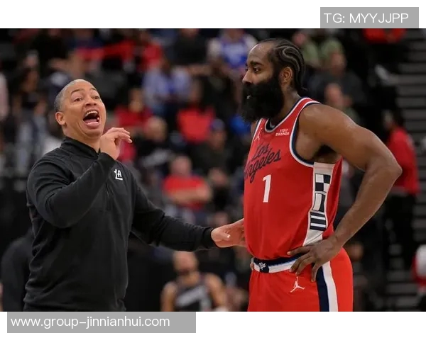 美网友热议快船教练泰伦卢涉赌事件引发热议球队前景堪忧